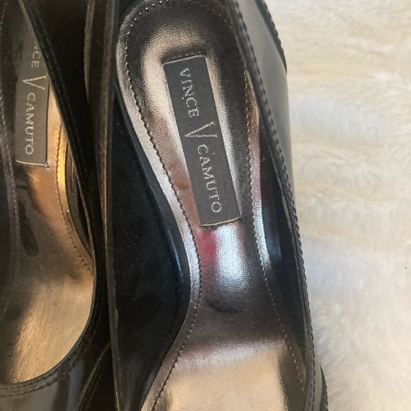 Vince Camuto black shoes size 5 1/2 - Picture 4 of 5